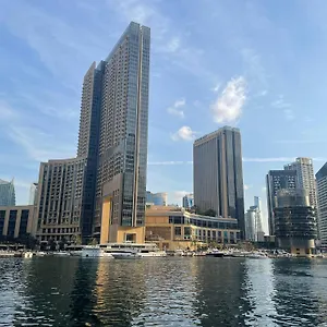 Four Stars Marina Jbr Dubai